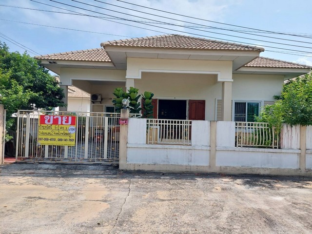 ขายบ้านเดี่ยวนาวีเฮาส์33 สัตหีบ  61ตร.วา พร้อมเฟอร์ฯ  พร้อมอยู่  ชลบุรี   ZB052 