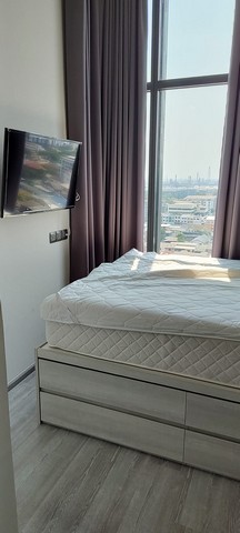 The Line Sukhumvit 101, clean, quiet, convenient, 12th floor, BTS Punnawithi.***Service for selling/renting houses, condos and giving advice. If interested, contact at any time***Interested in additional details or pictures or making an appointment to see the room?Contact Ekachai (Aui)T. 089-799-5598Line ID: @auiauiaui001 (add @ in front)-------------------------------------------------- ------------Room type: 1 bedroom, 1 bathroomSize 27.5 sq m., 12th floorNew, clean room, beautifully decorated, ready to move in.details-------------------------------------------------- ------------Rental price: 15,000.-/month-------------------------------------------------- ------------* furniture- wardrobe- Built-in kitchen- Bed with mattress- Sofa-------------------------------------------------- ------------*Nearby important places (Based on information from Google Map)1.BTS Punnawithi : 250 m2.BTS Bang Chak : 600 m3. Expressway entry point, Sukhumvit 62 checkpoint: 2.8 km4.Anglo Singapore Interna