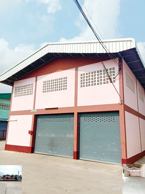 ตลาดนัดวัดทองสะอาด ให้เช่าโกดังโรงงาน 250ตร.ม. ไฟ 3 เฟส 29,999B-M เก็บคลังสินค้า 1โกดัง 1น้ำ จอดรถได้หลายคัน ติดถนนใหญ่ เดินทางสะดวก สารสาสน์วิเทศบางบัวทองWat Thong Sa-at Market Factory warehouse for rent 250sq.m. 3phase electricity Sarasas Witaed BangBuaThong  29,999B-M 1warehouse 1bath parking for many cars next to the main road convenient travel.ซ.คลองพระอุดม ถ.กาญจนาภิเษก ตำบลลาดหลุมแก้ว อำเภอลาดหลุมแก้ว ปทุมธานี 12140155ตรว.                         250ตร.ม.                    ไฟฟ้า 3 เฟสเก็บสต็อกคลังสินค้า1 โกดัง1 ห้องน้ำ�
