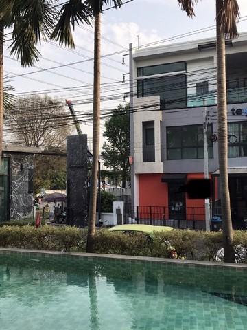 ให้เช่าโฮมออฟฟิศ 3 ชั้น ถนนเลียบคลองประปา ประชาชื่น  เยื้องทางเข้าศูนย์ราชการแจ้งวัฒนะ