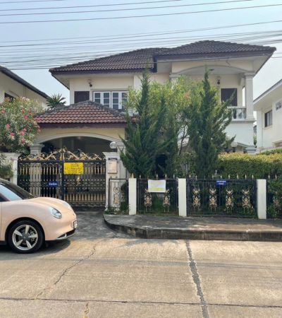 ติดต่อ เต้ย 086-659-5965 Line ID: Creatoeyขาย 2,690,000 บาท*บ้านวังบัวตอง ราคานี้ถูกมากกติดถนนสายหลัก เส้นแม่โจ้ - หนองจ๊อมถูกใจนักลงทุนสายรีโนเวท .3 ห้องนอน 3 ห้องน้ำขนาดที่ดิน 54 ตรว..สถานที่ใกล้เคียง- ม.แม่โจ้ 4 นาที -กาดรวมโชค 11 นาที -มีโชคพลาซ่า 12 นาที-เทสโก้โลตัส 13 นาที -เซ็นทรัลเชียงใหม่ 18 นาที -รพ.ลานนา 17 นาที -รพ.เทพปัญญา 15 นาที-สนามบินเชียงใหม่ 30 นาที.รปภ.ดูแลตลอด 24 ชม. ใกล้ตัวเมืองการเดินทา