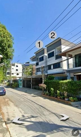 RS29 Rent เช่า ทาวน์โฮม รีโนเวทใหม่ ถนนติวานนท์ ท่าทราย นนทบุรี เหมาะทำออฟฟิศและอยู่อาศัย: ติดต่อ :เม 084-592-8945เอมมี่ 061-895-9195ก้อง 095-478-7456line ID : kong.plให้เช่า 20,000 บาท / เดือน ( ประกัน 2 เดือน + ล่วงหน้า 1 เดือน )ให้เช่า 25,000 บาท ( ทำออฟฟิศจดทะเบียนบริษัท )RS29 *** ให้เช่า ***ทาวน์โฮม 3 ชั้น พื้นที่ 27 ตารางวารีโนเวทใหม่ใกล้รถไฟฟ้าสีชมพู ใกล้เมือง เดินทางสะดวกเหมาะพักอาศัย โฮมออฟฟิศ และธุรกิจอื่นๆที่ตั้