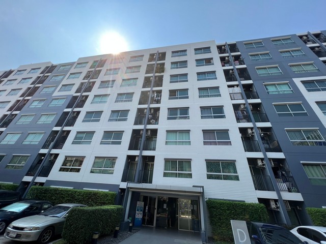 รายละเอียดเพิ่มเติม Code ID : AI 0574 ขาย   1,140,000   บาท- ขนาดพื้นที่ : 28.84 ตร.ม.- จำนวนห้อง :  1 ห้องนอน 1 ห้องน้ำ- ชั้น : 2      - อาคาร :  B   พิกัดทรัพย์ :  https://maps.app.goo.gl/vmZRtXaJrne9Ax1o6  สถานที่ใกล้เคียง  -ใกล้ส่วนต่อขยายรถไฟฟ้า MRT สถานีไทรม้า, สะพานพระนั่งเกล้า, ห้างสรรพสินค้าเซ็นทรัล ทาวน์, ห้างสรรพสินค้า เอสพลานาด สอบถามเพิ่มเติม/นัดชมโทร. 097-419-5982(พลอย)โทร. 096-932-4624(ออมสิน)Line : @panaya (มี@ด้านหน้า)ปรึกษาสินเชื่อฟรี One Stop Service ด�