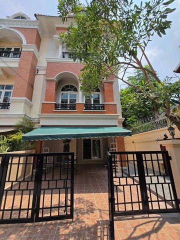 ให้เช่า ทาวน์โฮม3 ชั้น  casa city ลาดพร้าว ซอยโยธินพัฒนา 3 