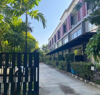  ขายโฮมออฟฟิศ 3 ชั้น ไซมิส บลอสซั่ม แอท แฟชั่น ใกล้ห้างแฟชั่นไอส์แลนด์