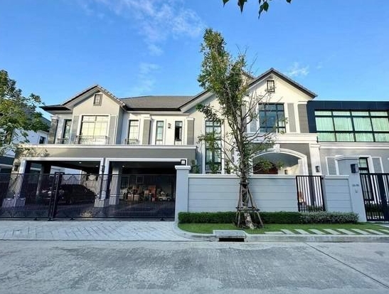 ขายบ้านหรู หลังใหญ่ เนื้อที่ 179 ตรว. THE PALAZZO ปิ่นเกล้า ติดถนนบรมราชชนนี ใกล้ทางด่วน+ราชพฤกษ์