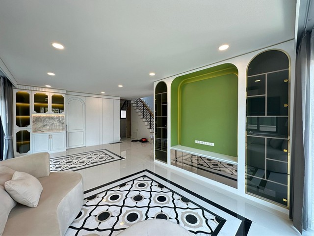 ขายบ้านเดี่ยว 2 ชั้น 55 ตรว. 4 ห้องนอน โครงการเซนโทร บางนา ถนนกาญจนาภิเษก หลังเมกะบางนา