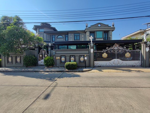 ให้เช่าบ้านเดี่ยวลาดพร้าว 2 หลังใหญ่แต่งหรู โยธินพัฒนา 11 เลียบด่วนรามอินทรา เซ็นทรัลอีสต์วิลล์  