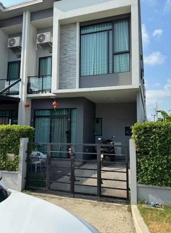  ให้เช่าทาวน์โฮม 2 ชั้น แกรนด์ พลีโน่ วัชรพล-สุขาภิบาล 5 สายไหม