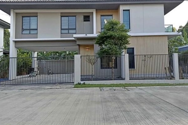 ให้เช่่าบ้านเดี่ยว 2 ชั้น หมู่บ้าน สยามไฮวิลล์ คลอง4ธัญญะ ใกล้โรงเรียนสวนกุหลาบรังสิต