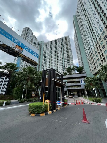 รายละเอียดเพิ่มเติม Code ID : AJ 0525 ขาย   1,738,500   บาท- ขนาดพื้นที่ : 28.13 ตร.ม.- จำนวนห้อง : 1 ห้องนอน 1 ห้องน้ำ - ชั้น : 25     - อาคาร : B  พิกัดทรัพย์ :   https://maps.app.goo.gl/LRvHuZEiNQdp5vf99 สถานที่ใกล้เคียง  -ใกล้รพ.เวิลด์เมดิคอล , ม.สุโขทัย , ม.ธุรกิจบัณฑิตย์ DPU , Central แจ้งวัฒนะ ,Tesco Lotus แจ้งวัฒนะ สอบถามเพิ่มเติม/นัดชมโทร. 097-419-5982(พลอย)โทร. 096-932-4624(ออมสิน)Line : @panaya (มี@ด้านหน้า)ปรึกษาสินเชื่อฟรี One Stop Service ดูแลตั้งแต่ต้นจนจบบริษัท ปณยาคิดดี 