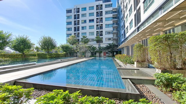 รายละเอียดเพิ่มเติม Code ID :  AK 0400 ขาย    1,187,500  บาท- ขนาดพื้นที่ : 29.09 ตารางเมตร- จำนวนห้อง :  1 ห้องนอน 1 ห้องน้ำ- ชั้น : 5    - อาคาร : C พิกัดทรัพย์ :   https://maps.app.goo.gl/euCoLWEYwos7AVM86 สถานที่ใกล้เคียง  -ใกล้1. ส่วนต่อขยายรถไฟฟ้า MRT สถานีไทรม้า 2. สะพานพระนั่งเกล้า 3. ห้างสรรพสินค้าเซ็นทรัล ทาวน์ 4. ห้างสรรพสินค้า เอสพลานาด สอบถามเพิ่มเติม/นัดชมโทร. 097-419-5982(พลอย)โทร. 096-932-4624(ออมสิน)Line : @panaya (มี@ด้านหน้า)ปรึกษาสินเชื่อฟรี 