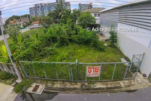 ขายที่ดินใกล้รถไฟฟ้า MRT สุทธิสาร ขนาด 103 ตรว. ในซอยลาดพร้าว 48 แยก 28 ถมแล้ว ติดทางสาธารณะ เงียบสงบเหมาะปลูกบ้าน เข้าออกได้ทั้งทางถนนรัชดา