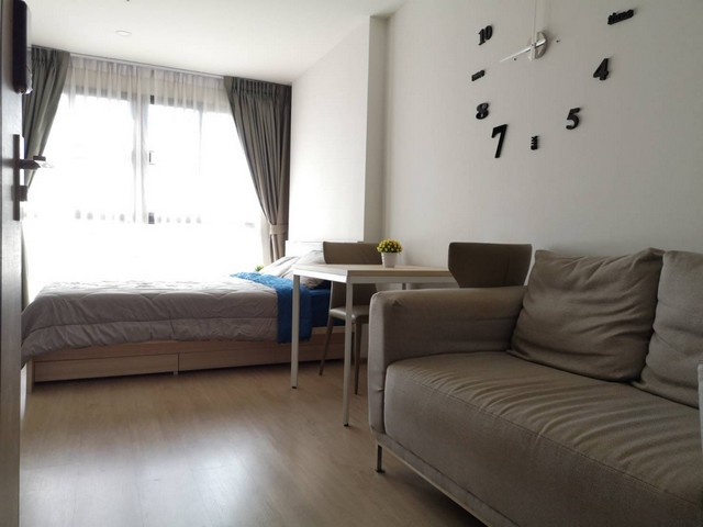 Ideo O2, nice, clean, private, 12th floor, BTS Bangna.***Service for selling/renting houses, condos and giving advice. If interested, contact at any time***Interested in additional details or pictures or making an appointment to see the room?Contact EkachaiT. 089-799-5598Line ID: @auiauiaui001 (add @ in front)-------------------------------------------------- ------------Studio room typeSize 26.5 sq m., 12th floor, Building CNew, clean room, beautifully decorated, ready to move in.details-------------------------------------------------- ------------Rental price: 10,000 baht per month-------------------------------------------------- ------------* furniture- wardrobe- Built-in kitchen- Bed with mattress- Sofa-------------------------------------------------- ------------*Facilities worth using- Common area approximately 10 rai- 3 large swimming pools, 3 zones- Private Nature Jogging Track- Futsal field- Natural garden 5,000 sq m.- Co-Working Space- Meeting Room-------------------------