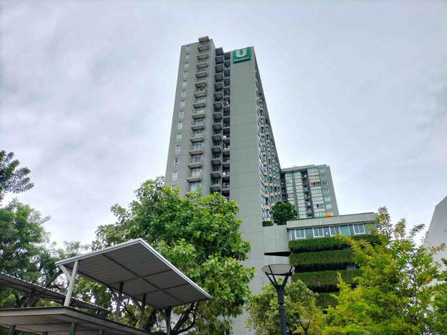 รายละเอียดเพิ่มเติม Code ID : AK 0422 ขาย   1,995,000   บาท- ขนาดพื้นที่ : 31.83 ตร.ม.- จำนวนห้อง : 1 ห้องนอน 1 ห้องน้ำ - ชั้น :  15   - อาคาร : A พิกัดทรัพย์ :   https://maps.app.goo.gl/Rdf5atRof9hvEcn87 สถานที่ใกล้เคียง  -ใกล้เอสพลานาด แคราย, เทสโก โลตัส แคราย -ใกล้บิ๊กซี ติวานนท์, เดอะ มอลล์ งามวงศ์วาน -ใกล้กระทรวงสาธารณสุข, ศูนย์ราชการนนทบุรี, รพ.ทรวงอก และ รพ.นนทเวช สอบถามเพิ่มเติม/นัดชมโทร. 097-419-5982(พลอย)โทร. 096-932-4624(ออมสิน)Line : @panaya (มี@ด้าน