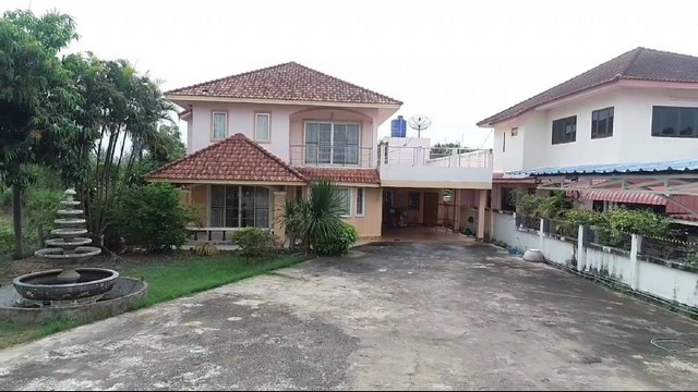 ขายบ้านเดี่ยว 2 ชั้นพร้อมที่ดิน 200 ตารางวา ในเมืองอุดรธานี อำเภอเมืองอุดรธานี จังหวัดอุดรธานี 