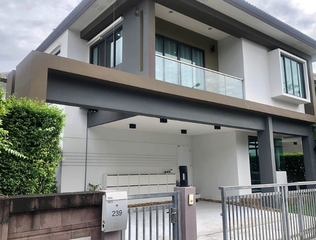 ให้เช่าบ้านเดี่ยวใหม่ 2 ชั้น หมู่บ้านเอชเคปซีรีน บางนา-สุขาภิบาล2 มี 4 นอน 3 น้ำ 