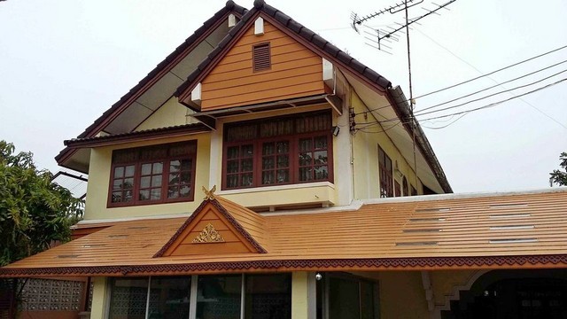 ให้เช่าบ้านเดี่ยว2 ชั้นหมู่บ้านเกศรี 2 รามคำแหง124  ใกล้โรงเรียนนานาชาติร่วมฤดี ตลาดธนากร โรงเรียนนานาชาติแอสคอท 