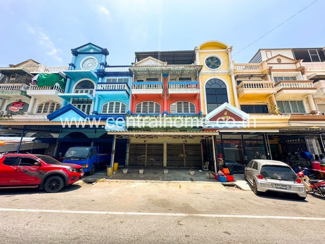 รหัสทรัพย์  5066อาคารพาณิชย์ 3.5 ชั้น 2 คูหา ตลาดบางใหญ่ตรงข้ามเวสเกตที่ตั้ง : ซอยบางใหญ่ซิตี้ 21  ถนนกาญจนาภิเษก ตำบลบางแม่นาง อำเภอบางใหญ่ จังหวัดนนทบุรี 11140รายละเอียดทรัพย์- อาคารพาณิชย์ 2 คูหา 3 ชั้นครึ่ง- เนื้อที่ 40 ตร.ว. พื้นที่ใช้สอย 500 ตร.ม.- 2 ห้องนอน 6 ห้องน้ำ 2 ห้องครัว 2 ที่จอดรถหน้าอาคาร- หน้าบ้านหันทิศตะวันตก- ชั้น 1 ตีทะลุ- ชั้น 1.5 ตีทะลุส่วนกลาง มี 2 