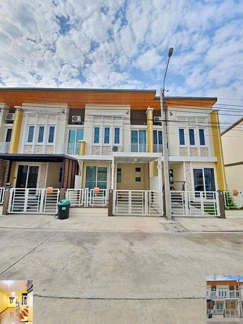 เฟอร์พร้อมอยู่ 3นอน ให้เช่าทาวน์โฮม 2 ชั้น หันหน้าทิศเหนือ MRT สวนหลวง ร.9 4กม. 18ตรว. 138ตรม. 18,998B-M  2น้ำ 1จอดรถ 3แอร์ ตลาดนัมเบอร์วัน ราม 2 บรรยากาศดี furnished ready to move in 3bed Townhome for rent 2 floors facing north MRT Suan Luang Rama 9 4km. 18sq.wa. 138sq.m. 18,998B-M  2bath 1parking  3A/C Number One Market Ram 2 good atmosphere.เฉลิมพระเกียรติ ร.9 บางนา-ตราด อุดมสุข ซอยเฉลิมพระเกียรติ ร.9 ถ.กาญจนาภิเษก แขวงดอกไม้ เขตประเวศ กรุงเทพมหานคร 1025018ตรว.                    18sq.wa.138ตรม.                     138sq.m.- ติดผ้าม่านคุณภาพ�