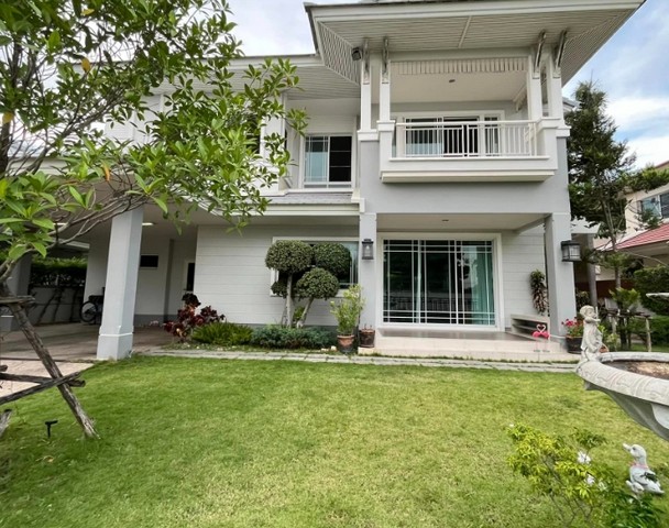 ขายบ้านเดี่ยว 2 ชั้น หมู่บ้านนันทวัน ศรีนครินทร์ เนื้อที่ 103 ตรว มี 5 นอน 5 น้ำ