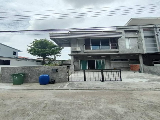 PB4156 ให้เช่าทาวน์เฮาส์ 2 ชั้น หลังมุม โครงการ เนอวานา พาร์ค สุขุมวิท 77 ถนนอ่อนนุช ระหว่างซอย 65-67 บ้านรีโนเวทใหม่