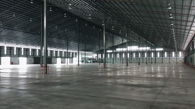 โรงงานให้เช่าคลังสินค้าโกดังให้เช่าโกดังอยู่อำเภอศรีราชาจังหวัดชลบุรีใกล้นิคมปิ่นทองท่าเรือแหลมฉบัง