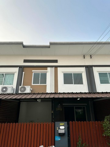 ขายบ้านทาวน์โฮม 2 ชั้น บ้านไลโอบลิสซ์ เพชรเกษม ยอแซฟ 2