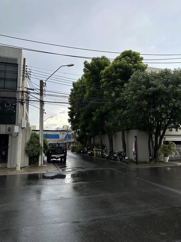 POR4225 ขาย ทาวน์โฮม 3 ชั้น โนเบิล คิวบ์ พัฒนาการ NOBLE CUBE PATTANAKARN หันทิศเหนือ ซอยพัฒนาการ ซอย 24 และ 26