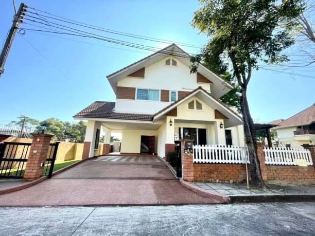 ให้เช่า 65,000 บาท/เดือน 156 ตรว. 3 นอน 4 น้ำ ล้านนาธารา หางดง หนองควาย บ้านเดี่ยวหลังใหญ่ 2 ชั้น บ้านในโครงการ พร้อมเฟอร์นิเจอร์บางส่วน