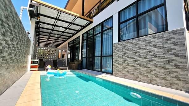 พูลวิลล่าให้เช่า/ขาย 5 นอน 6 น้ำ 100 ตรว. คุ้มสุดๆ บ้านพูลวิลล่า 2 ชั้น หลังใหญ่ น้ำแพร่ หางดง เฟอร์นิเจอร์บางส่วน (ว่าง 20 พ.ค. 67 นี้)