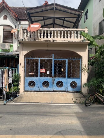 ขายทาวน์เฮ้าส์ 2 ชั้น  หมู่บ้านสวนทิพย์ 2นอน 2น้ำ อ. สามพราน จ. นครปฐม