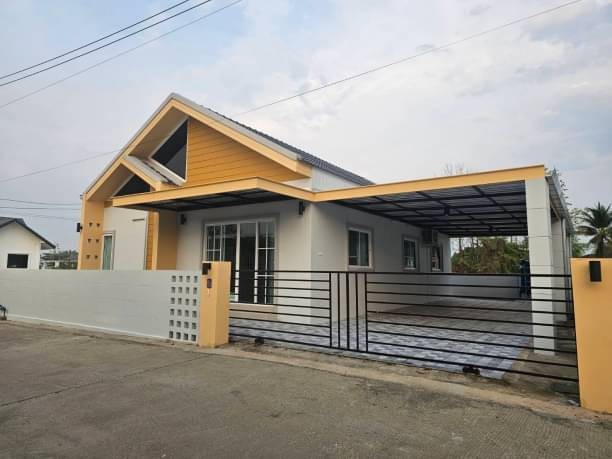 ราคาเริ่มที่ 2.69 ล้าน #บ้านสร้างใหม่ 60 ตรว. ท่ารั้ว ดอยสะเก็ด​ มีเพียง 2 หลัง เท่านั้น เฟอร์นิเจอร์ครบ ตกแต่งเสร็จ พร้อมเข้าอยู่