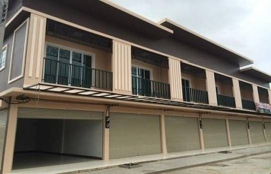 ขายพร้อมผู้เช่า 2.2 ล้าน อาคารพาณิชย์ 2 ชั้น 1 คูหา ห้องริม สันนาเม็ง สันทราย รับรายได้เดือนละ 6,000 บาท (สัญญาหมด ธ.ค. 67) ใกล้ตลาดแม่กวง