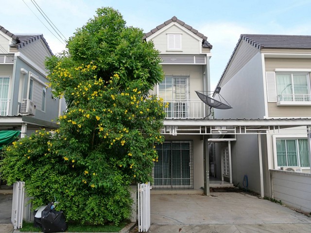 ขายบ้านเดอะวิลเลจ บางนา วงแหวน 2 ตำบลบางพลีใหญ่ อำเภอบางพลี จังหวัดสมุทรปราการ