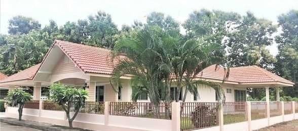 ขายต่ำกว่าราคาประเมิน 3.79 ล้าน 50 ตรว. 4 นอน 2 น้ำ หนองผึ้ง สารภี บ้านหลังใหญ่ บรรยากาศดี พร้อมเฟอร์นิเจอร์ทั้งหลัง พร้อมเข้าอยู่ทันที