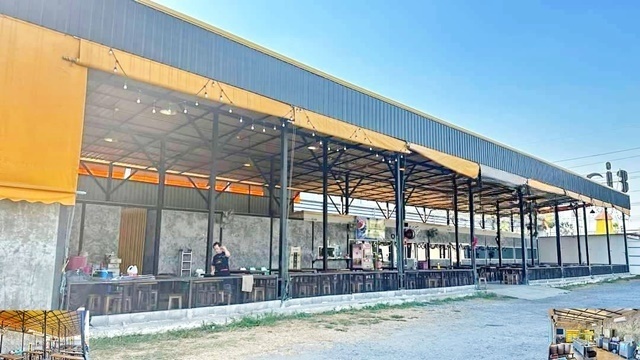 ลำลูกกา ทำเลดีมาก ร้านหมูกะทะ 205ตรว. 640ตรม.ปล่อยเช่า-เซ้ง คลอง5-7 เดิมเป็น โฮมโปร  4น้ำ 6แอร์ จอดรถได้50คัน