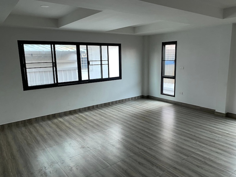 BH2828 ให้เช่าบ้าน พิกัดตรงข้าม รร.พระยามณธาตุ ใกล้เซ็นทรัล พระราม 2