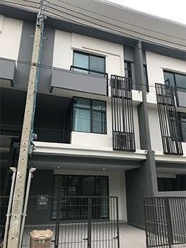 ให้เช่าทาวน์โฮมโครงการเพล็กซ์ เรสซิเดนซ์ เกษตร นวมินทร์  เหมาะกับครอบครัวหรือกลุ่มเพื่อน ใกล้แหล่งอำนวยความสะดวกครบครัน