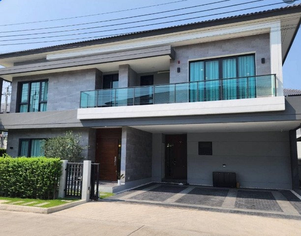 ให้เช่าและขายบ้านเดี่ยว The city บางนา โครงการใหม่ เนื้อที่ 78 ตรว มี 4 นอน 5 น้ำ 