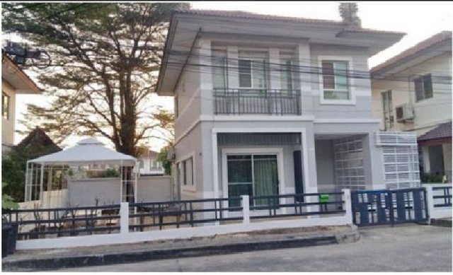  ให้เช่าบ้านเดี่ยว 2 ชั้น 3 ห้องนอน 2 ห้องน้ำแอร์ 2 เครื่อง หมู่บ้านพร้อมพัฒน์ 2 ใกล้ซาฟารีเวิลด์ 