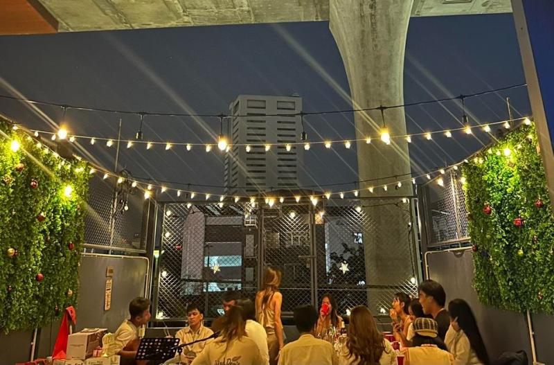 CH1038 เซ้งกิจการพร้อมอุปกรณ์ พร้อมของและอุปกรณ์ 3 คูหา ย่านเตาปูน