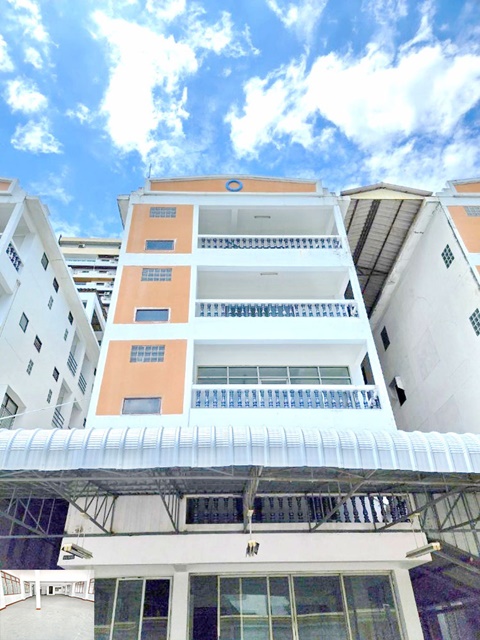 BTS บางนา 2.5 กม. ซอยบางนา-ตราด4-14 ให้เช่าโฮมออฟฟิต 5 ชั้น  68ตรว. 885ตรม. 5นอน 5น้ำ 4จอดรถ ถนนด้านหน้า 7.5 เมตร  เซ็นทรัล บางนา