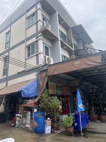 ขายตึกแถว3ชั้น หัวมุม ติดถนนทำเลดีเหมาะกับค้าขาย หมู่บ้านเด่นชัยคลองกันยา จ. สมุทรปราการ