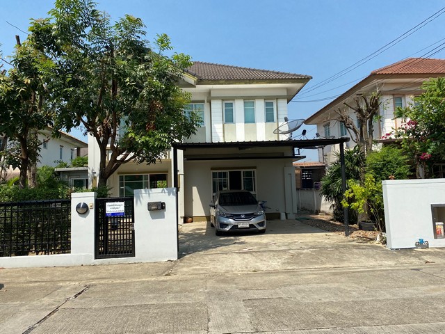 ขายบ้านสราญสิริ ถนนราชพฤกษ์-แจ้งวัฒนะ ใกล้โรงเรียนเด่นหล้า ชิครีพลับลิค โรบินสัน ใกล้จุดกลับรถแจ้งวัฒนะ และแยกเข้าบางบัวทอง