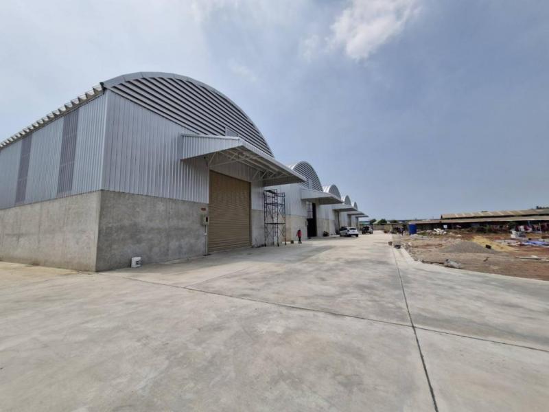 ให้เช่าโกดัง สร้างใหม่ 5 หลัง พื้นที่ 940 ตรม.ต.คอกกระบือ จ.สมุทรสาคร