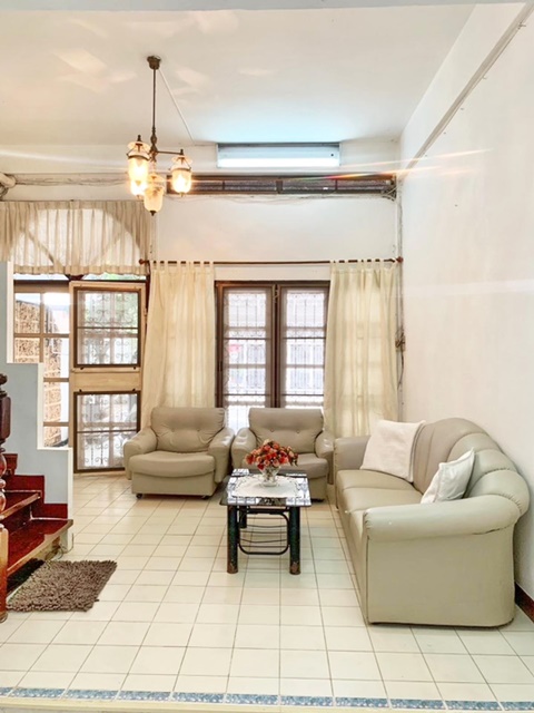 BTS เซนต์หลุยส์ ให้เช่าทาวน์เฮ้าส์ 2 ชั้น สาทร 25ตรว. 130ตรม. ทําเลใจกลางเมือง 2นอน 2น้ำ 2จอดรถ 3แอร์ เฟอร์พร้อมอยู่ ตลาดสวนพลู