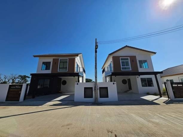 บ้านสวย พร้อมเข้าอยู่ 3.19 ล้าน บ้านสร้างใหม่ 2 ชั้น สไตล์โมเดิร์นมินิมอล ดอนแก้ว สารภี ของแถมเยอะ หิ้วกระเป๋าพร้อมเข้าอยู่ได้เลย