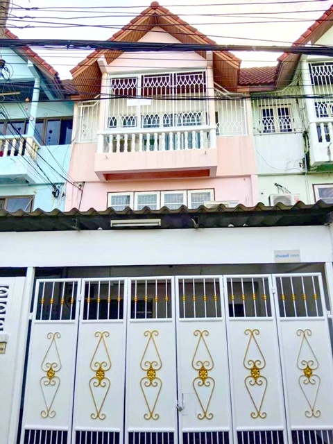 BTS อุดมสุข 1 กม. โฮมออฟฟิศให้เช่า 3 ชั้น สุขุมวิท62-70 อ่อนนุช 26ตรว. 210ตรม. ทำเลดีมาก 4นอน 3น้ำ 1จอดรถ 3แอร์  ตลาดสี่แยกบางนา