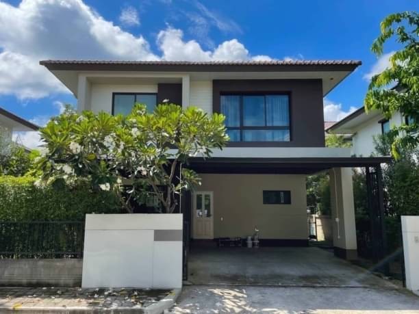 บ้านหรูพร้อมเฟอร์นิเจอร์  5.29​ MB.​ ​Wararom​ Ville​dge (Q House)​ โซนสันผีเสื้อ ถ.วงแหวนรอบ 2 บ้านใหม่มือเดียว เจ้าของบ้านดูแลดีมาก